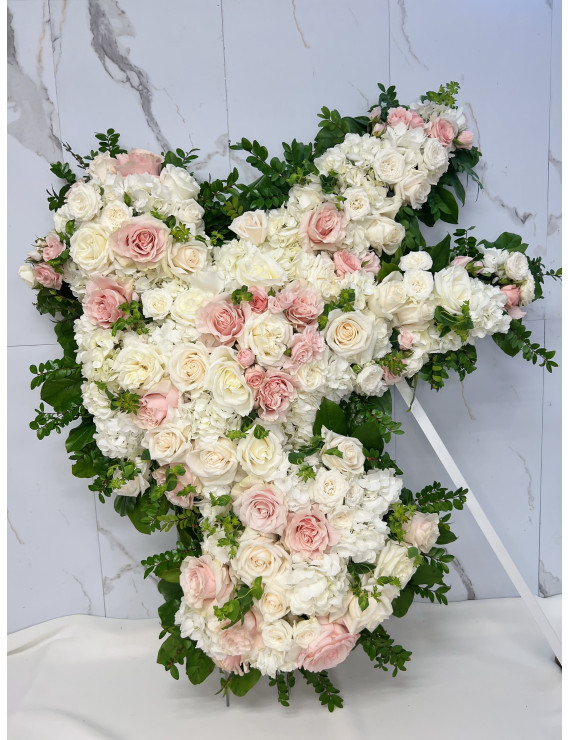DOVE OF ROSES & HYDRANGEAS ~ NEW~