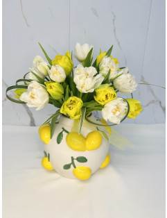 TULIPS IN LEMON VASE ~ NEW~