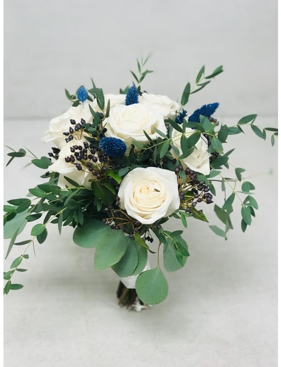 BRIDAL BOUQUET WITH BLUE ACCENTS